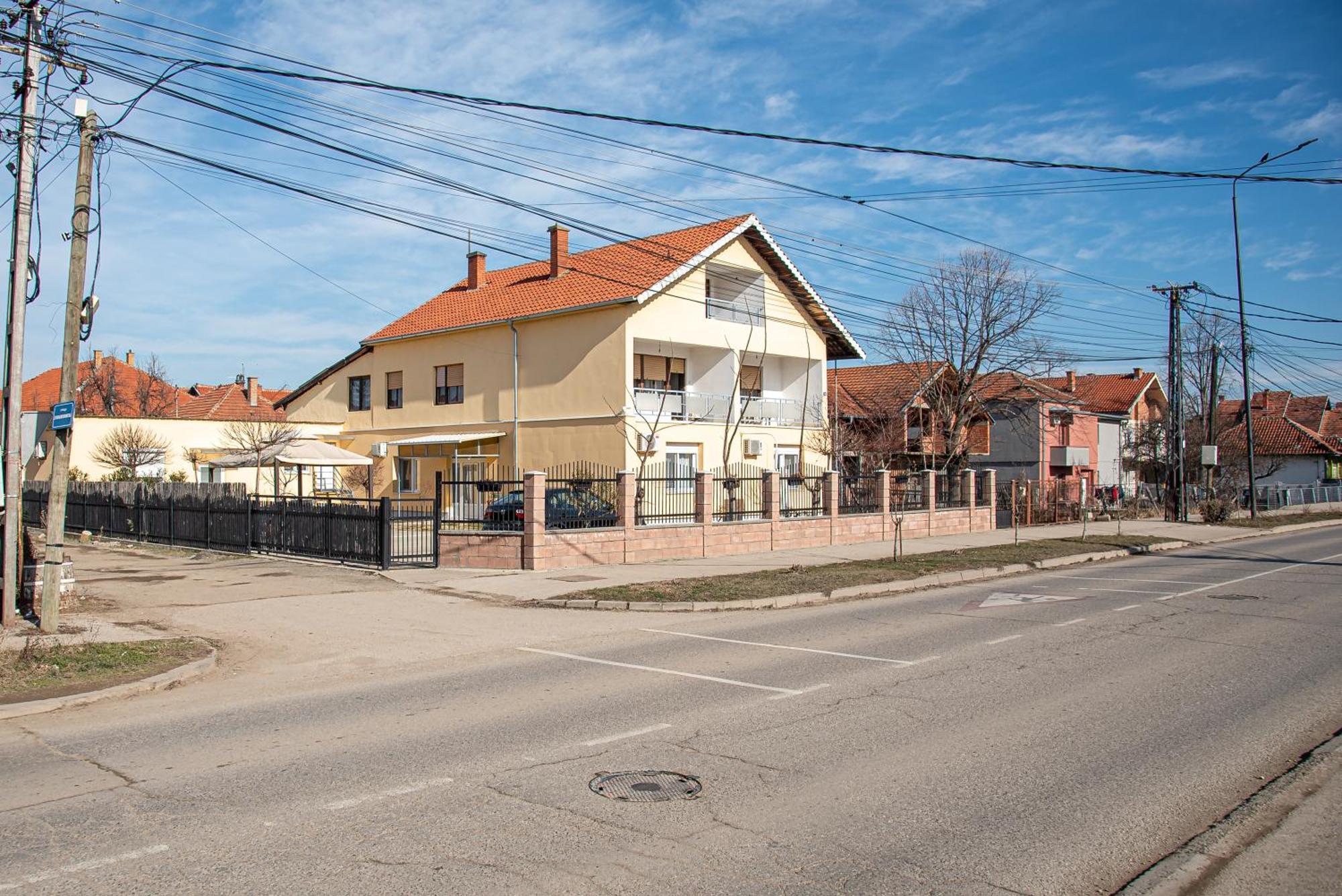 Apartments Kuca Aleksic Ni Exterior foto