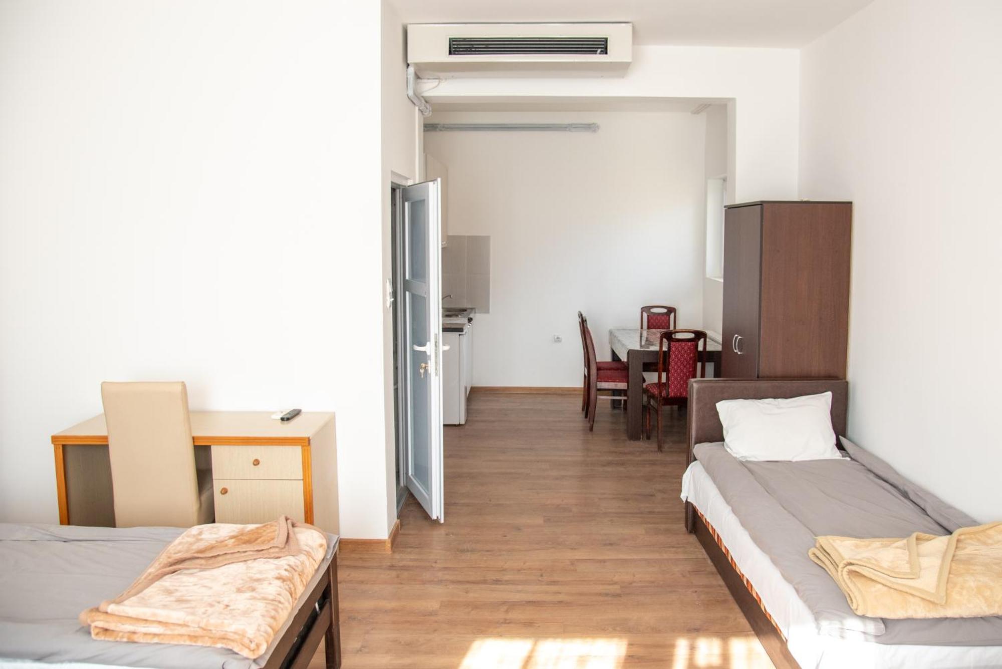 Apartments Kuca Aleksic Ni Exterior foto